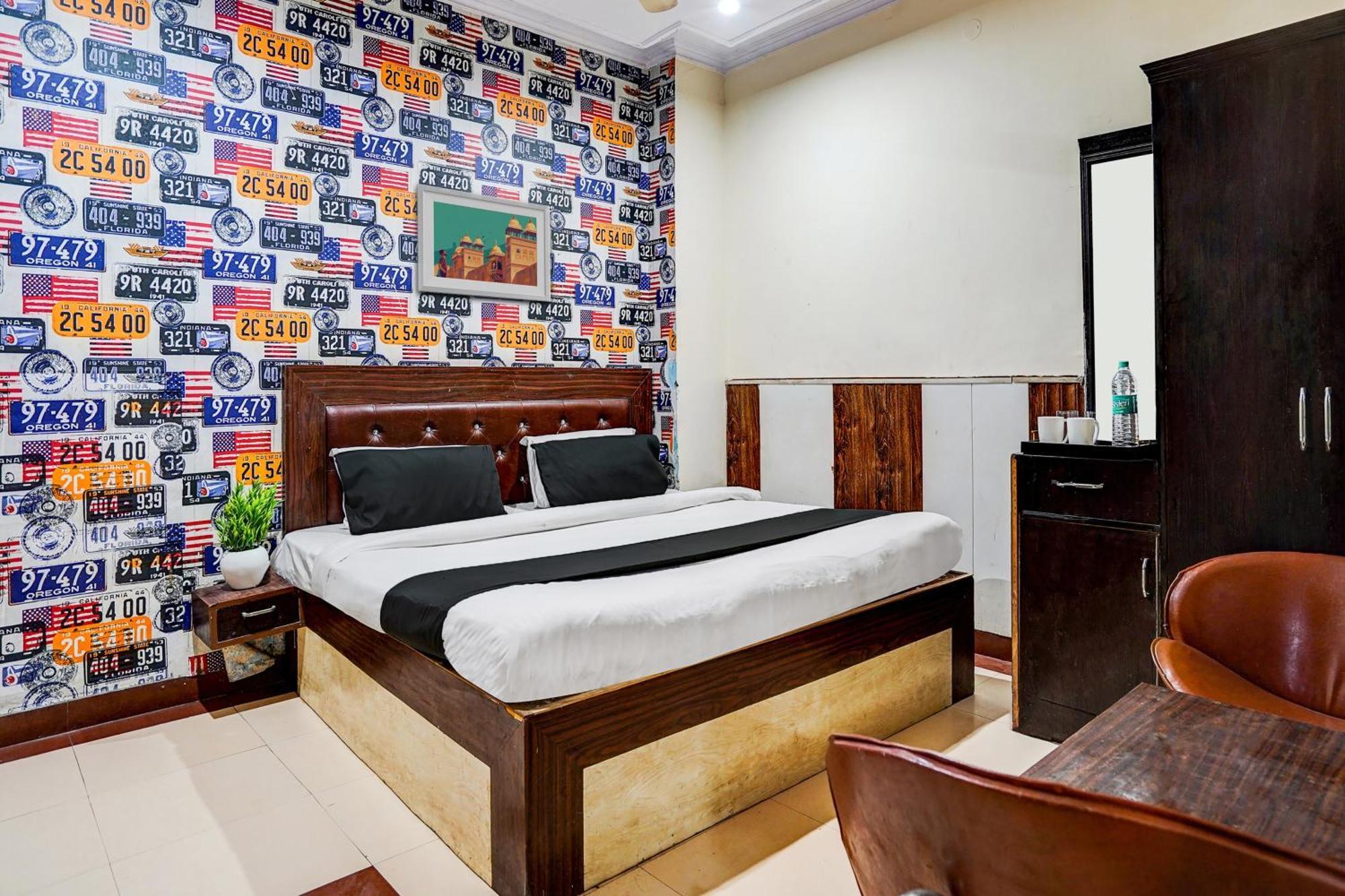 Super Hotel O Bg Hotel ฟารีดาบัด ภายนอก รูปภาพ