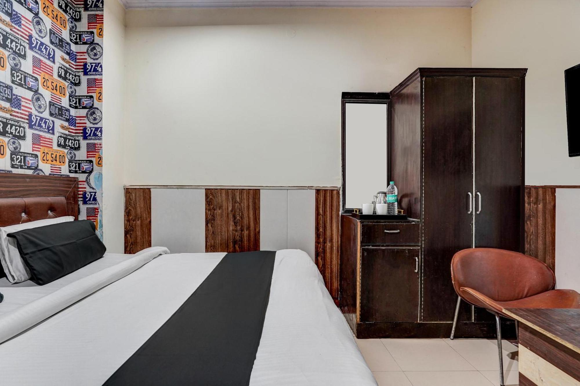 Super Hotel O Bg Hotel ฟารีดาบัด ภายนอก รูปภาพ